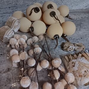 Elegant Vintage Style Cream & Bronze Christmas Ornament Set